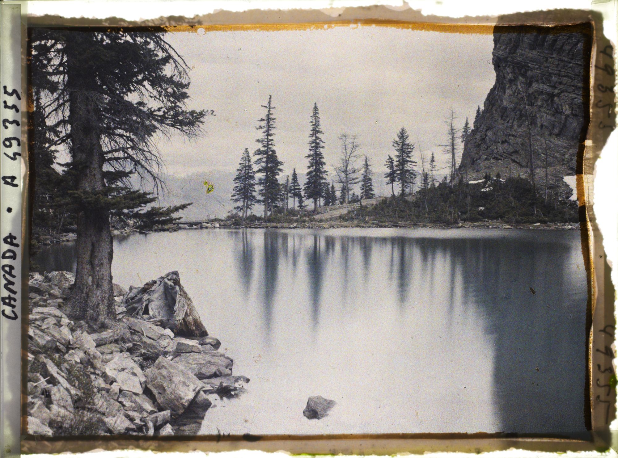 Image représentant Canada, Lac Louise, Lac Agnès vers Vallée des Dix Pics