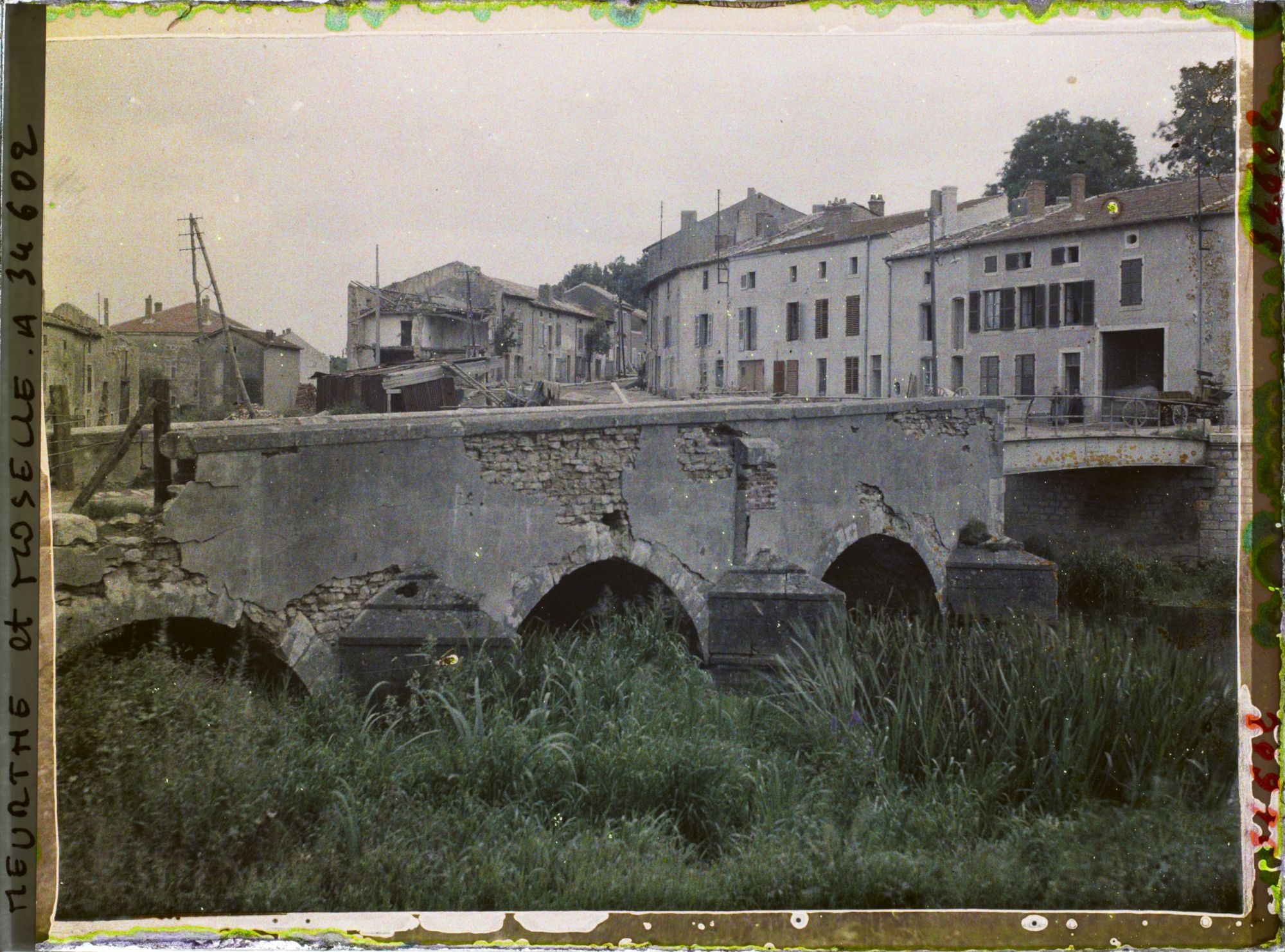 Image représentant France, Thiaucourt, Le Vieux Pont sur le Rupt de Mad