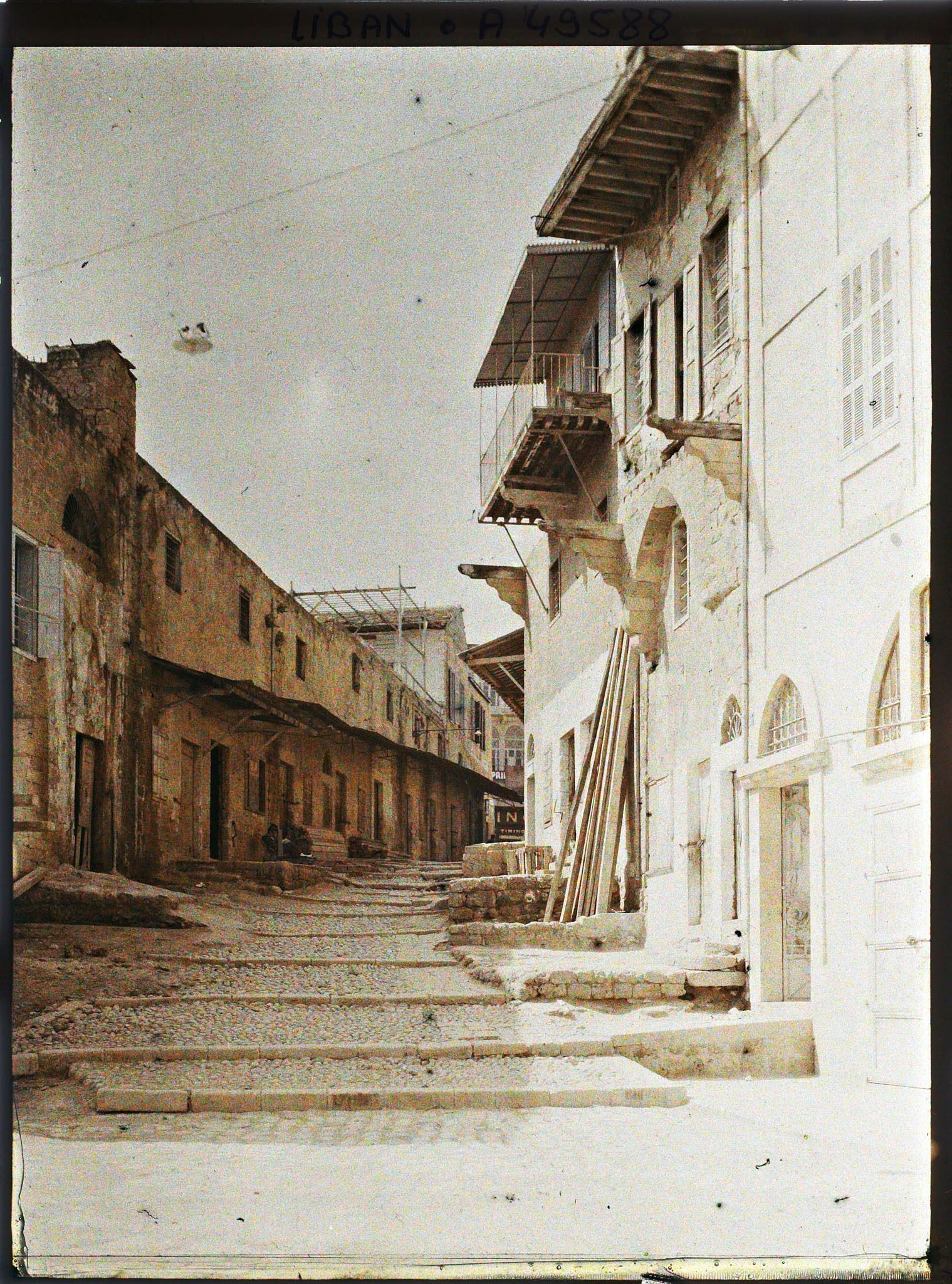 Image représentant La rue Mina El-Kameh, près du port