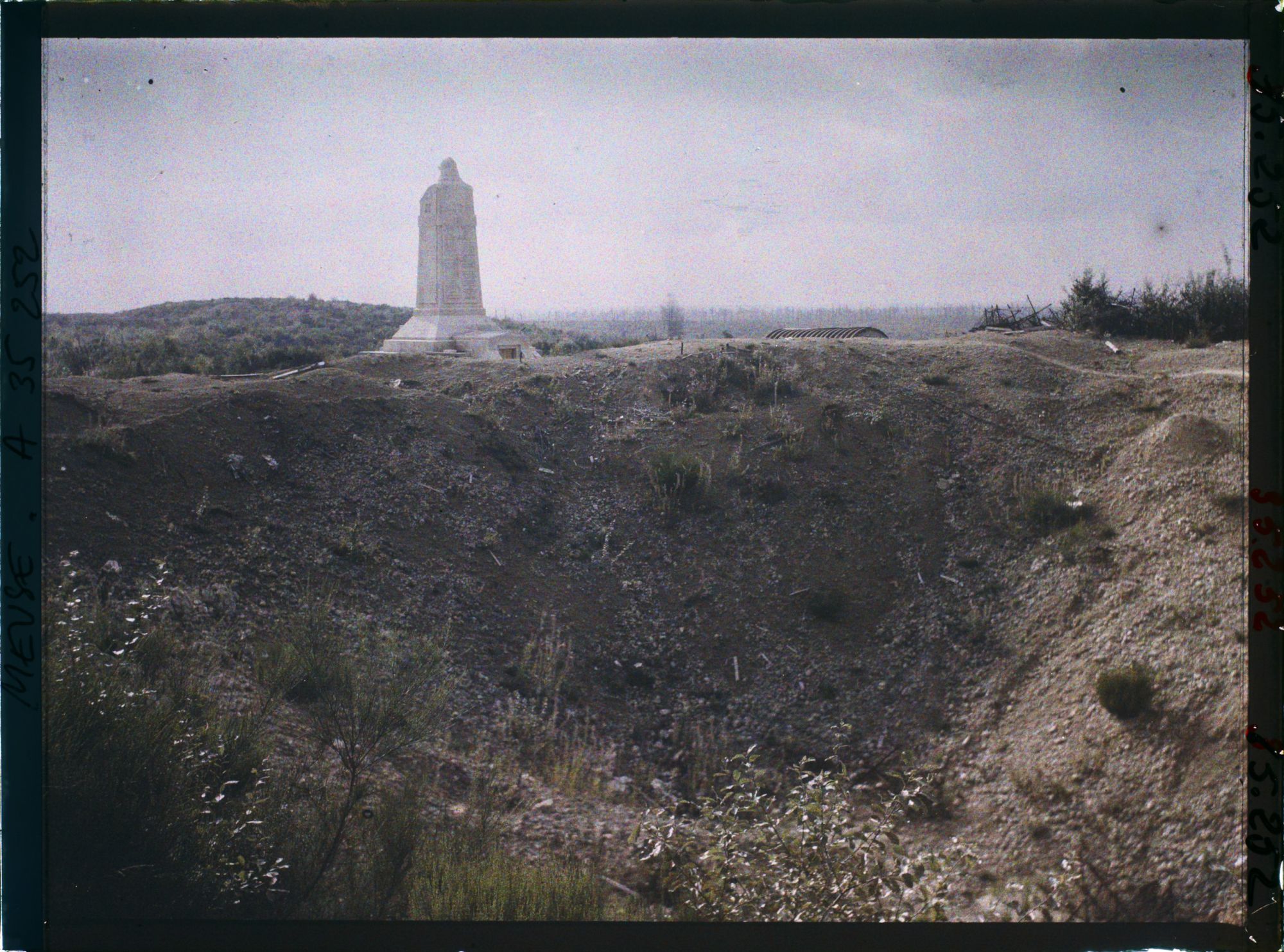 Image représentant Le monument ossuaire de la Haute-Chevauchée