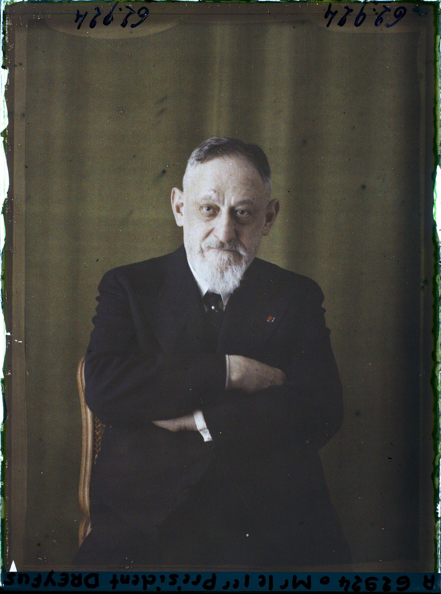 Image représentant https://musee-albert-kahn.s-museum.fr/home/NWQ2OTAwYzNmYjZlZTk1ZWQwODJmMjY4L2dlbmVyaWMtbm90aWNlLXRhYi9hdXRob3JpdHkvNjE3YTc5ZjVjZjhiODk2OGIzMzM3ZDIx/5d6900c3fb6ee95ed082f268/generic-notice-tab/authority/617a79ebcf8b8968b3336be1 Monsieur Dreyfus