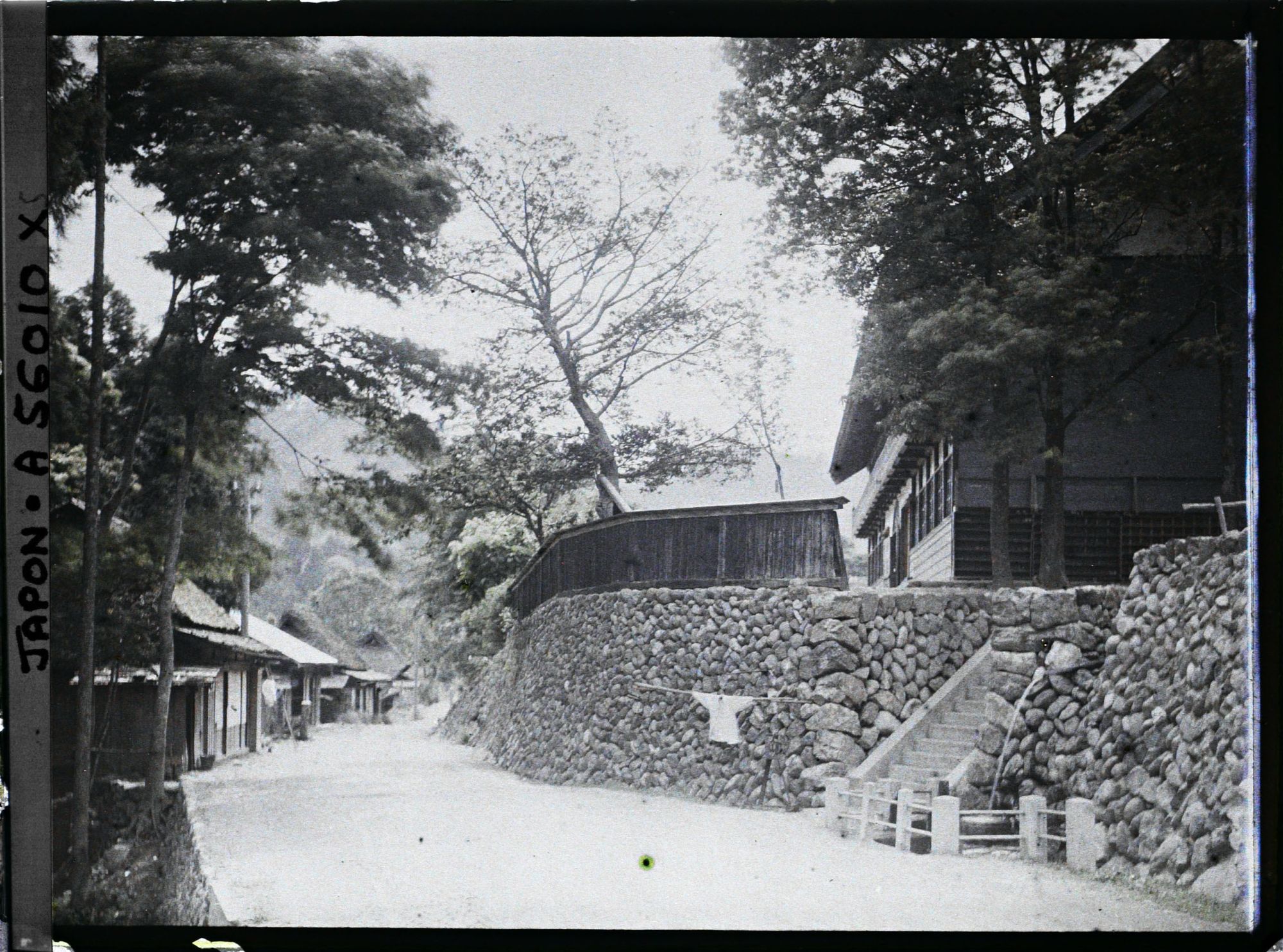 Image représentant Village, probablement région de la Tamagawa