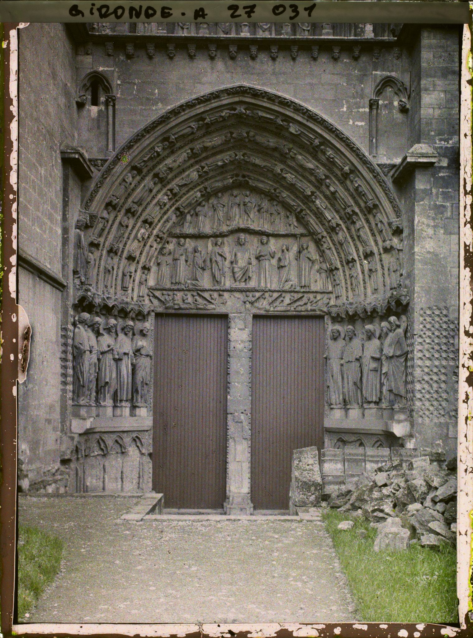 Image représentant France, Bordeaux, Cathédrale porte Royale