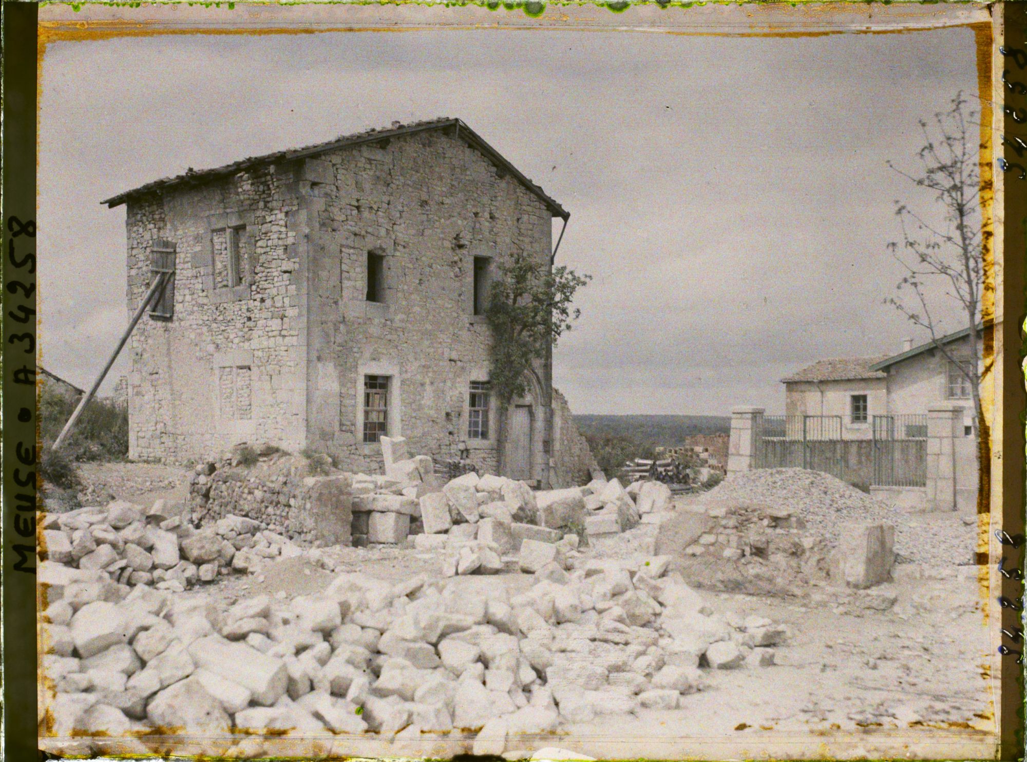Image représentant France, Hattonchâtel, Vieilles Maisons conservées