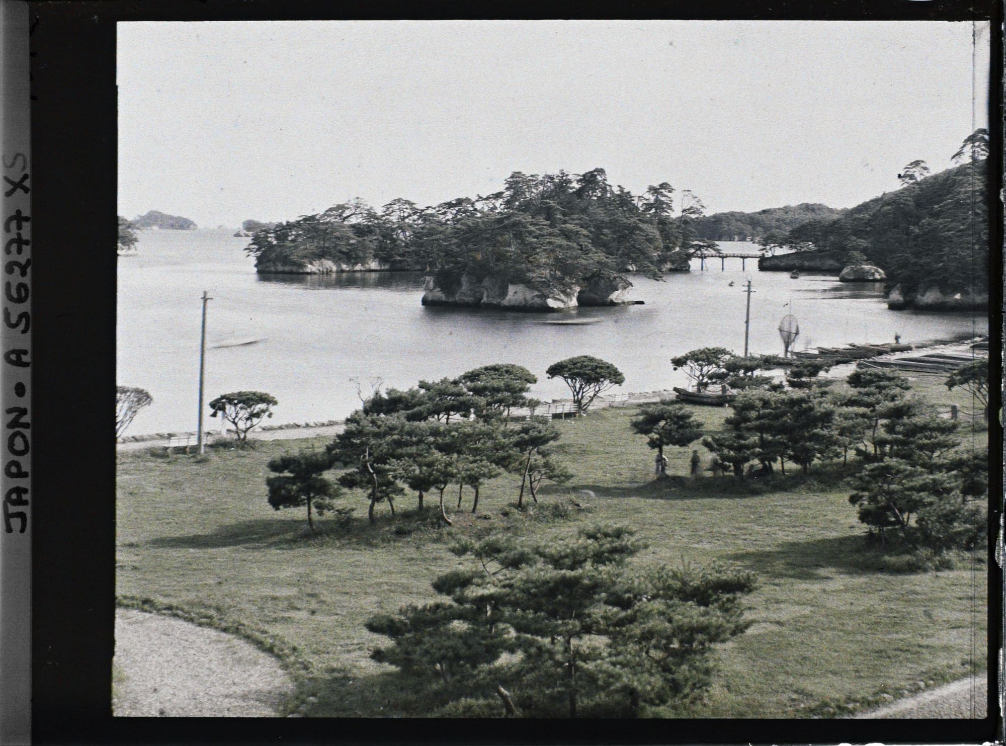 Image représentant La baie de Matsushima, vue du parc du quartier Namiuchihama
