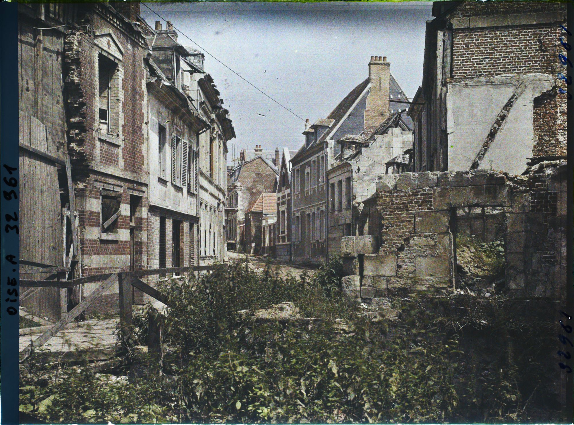 Image représentant France, Noyon, Aspect actuel de la rue du Long Pont