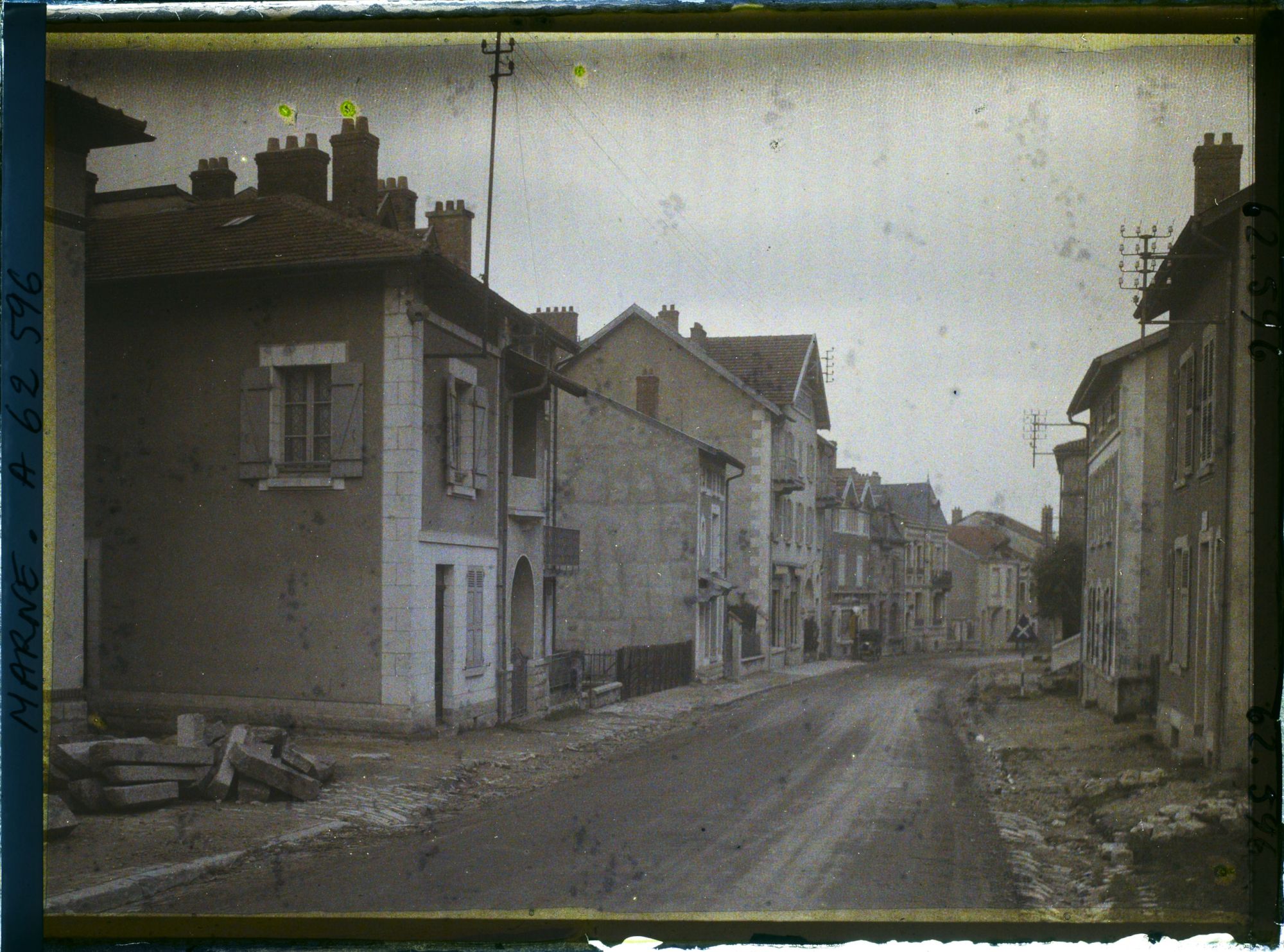 Image représentant France, Vienne le Château, Reconstruction