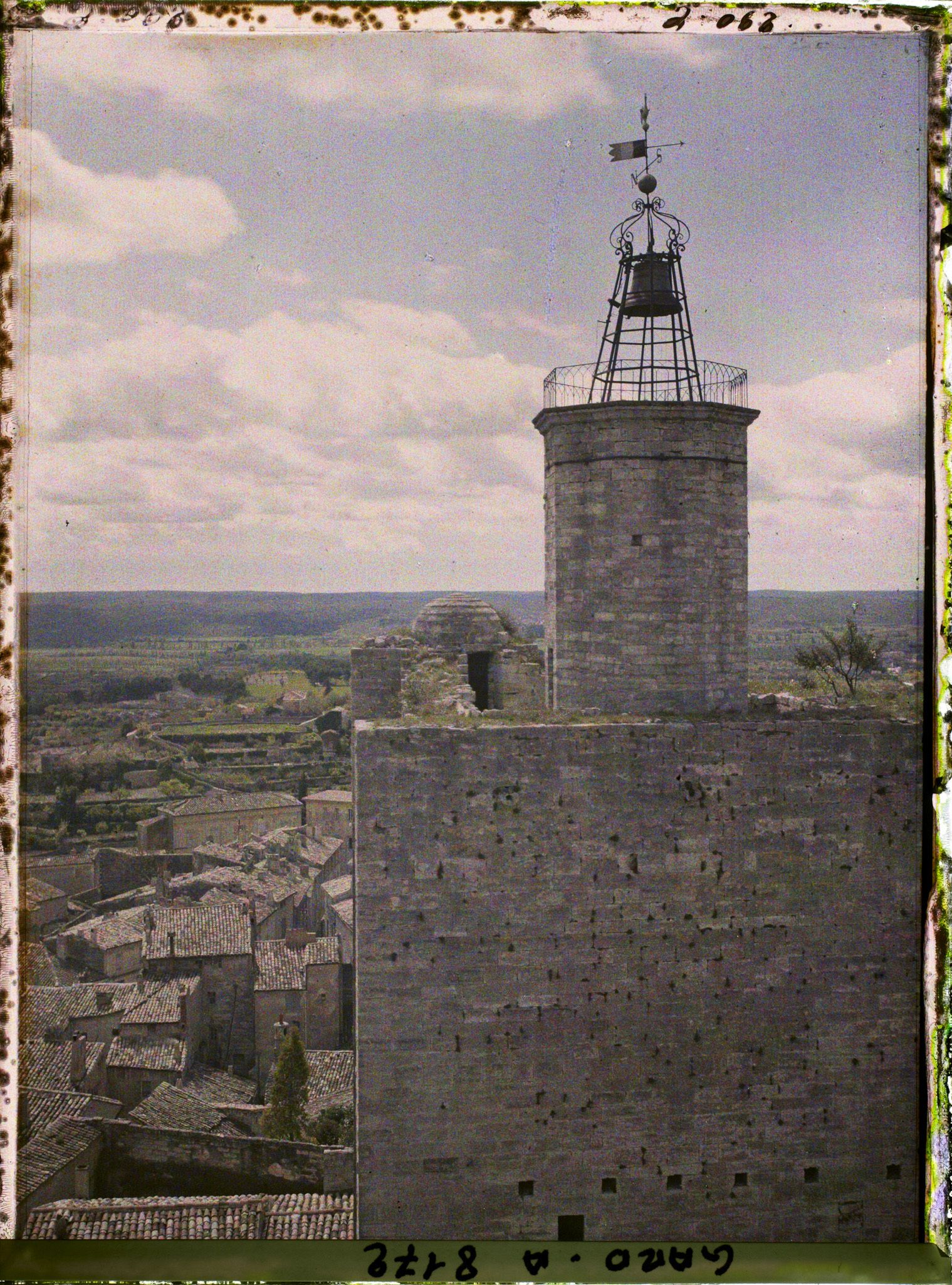 Image représentant La tour de l'église de Saint-Etienne