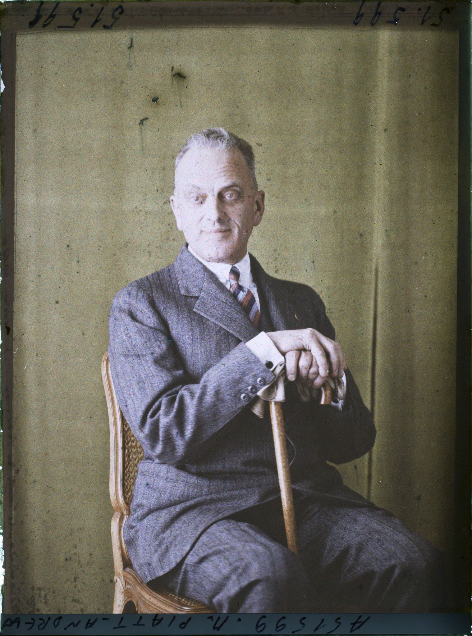 Image représentant https://musee-albert-kahn.s-museum.fr/home/NWQ2OTAwYzNmYjZlZTk1ZWQwODJmMjY4L2dlbmVyaWMtbm90aWNlLXRhYi9hdXRob3JpdHkvNjE3YTc5ZjVjZjhiODk2OGIzMzM3ZDIx/5d6900c3fb6ee95ed082f268/generic-notice-tab/authority/617a79ebcf8b8968b3337592 Monsieur Abram Piatt-Andrew