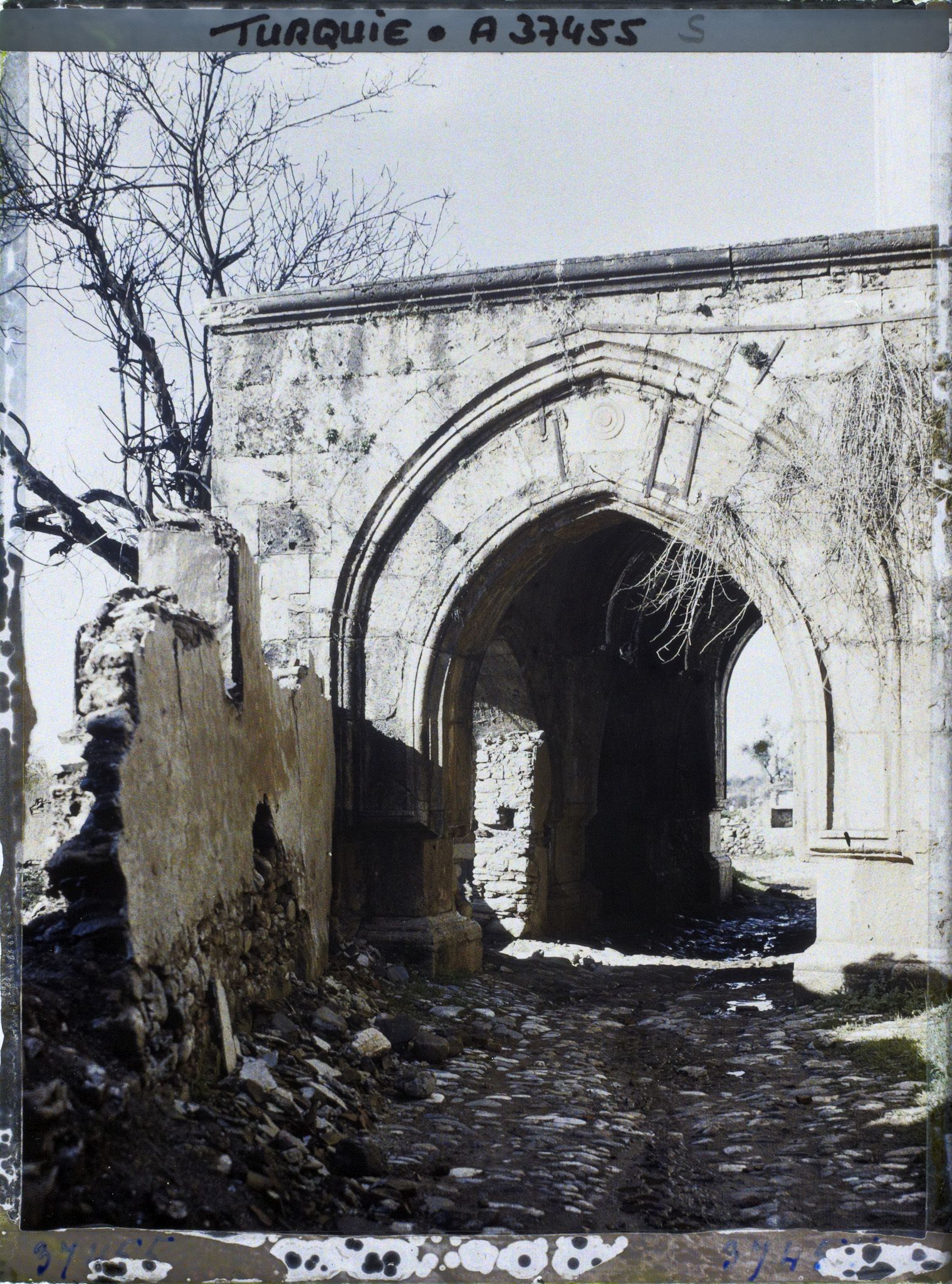 Image représentant Porte extérieure de la Grande Mosquée (vers Camii) (?)