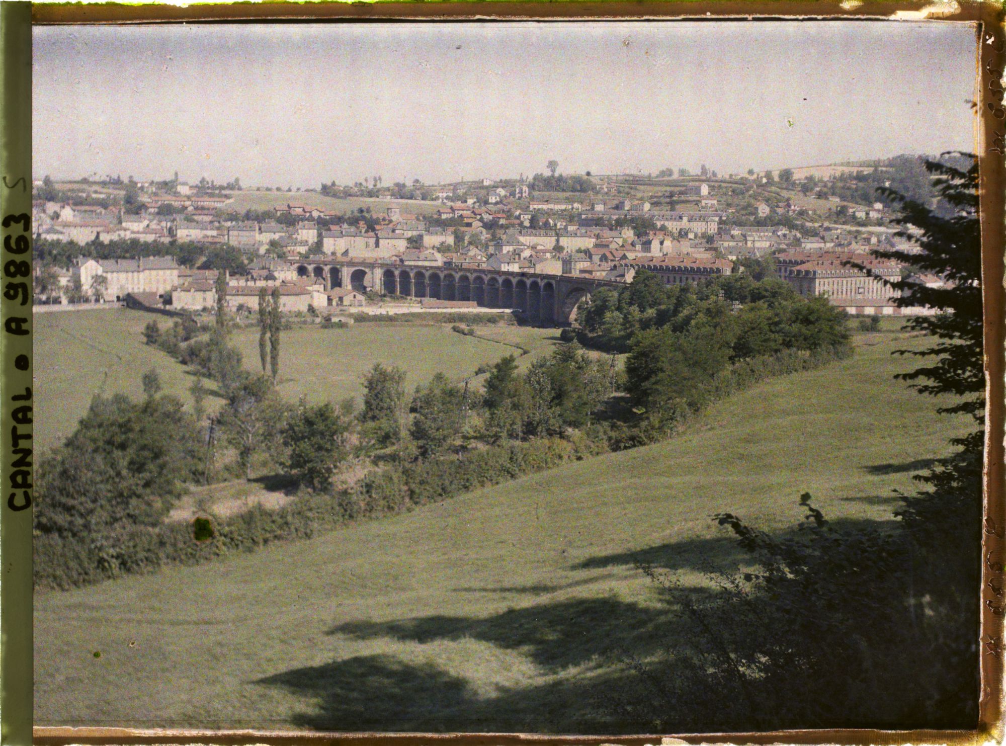 Image représentant Vue panoramique de la ville depuis la promenade du Barra, avec le Viaduc ferroviaire