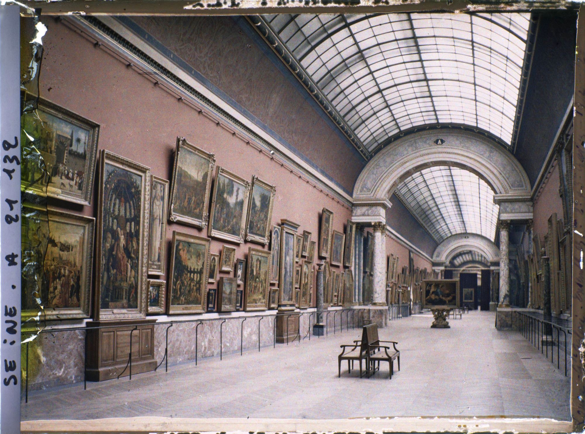 Image représentant La Grande Galerie du musée du Louvre