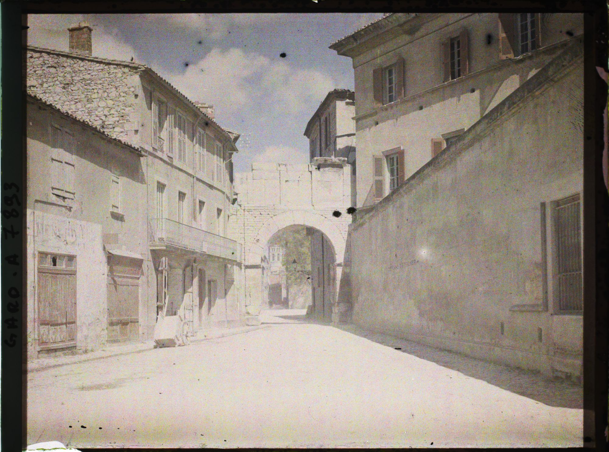 Image représentant La Porte d'Espagne dite de France