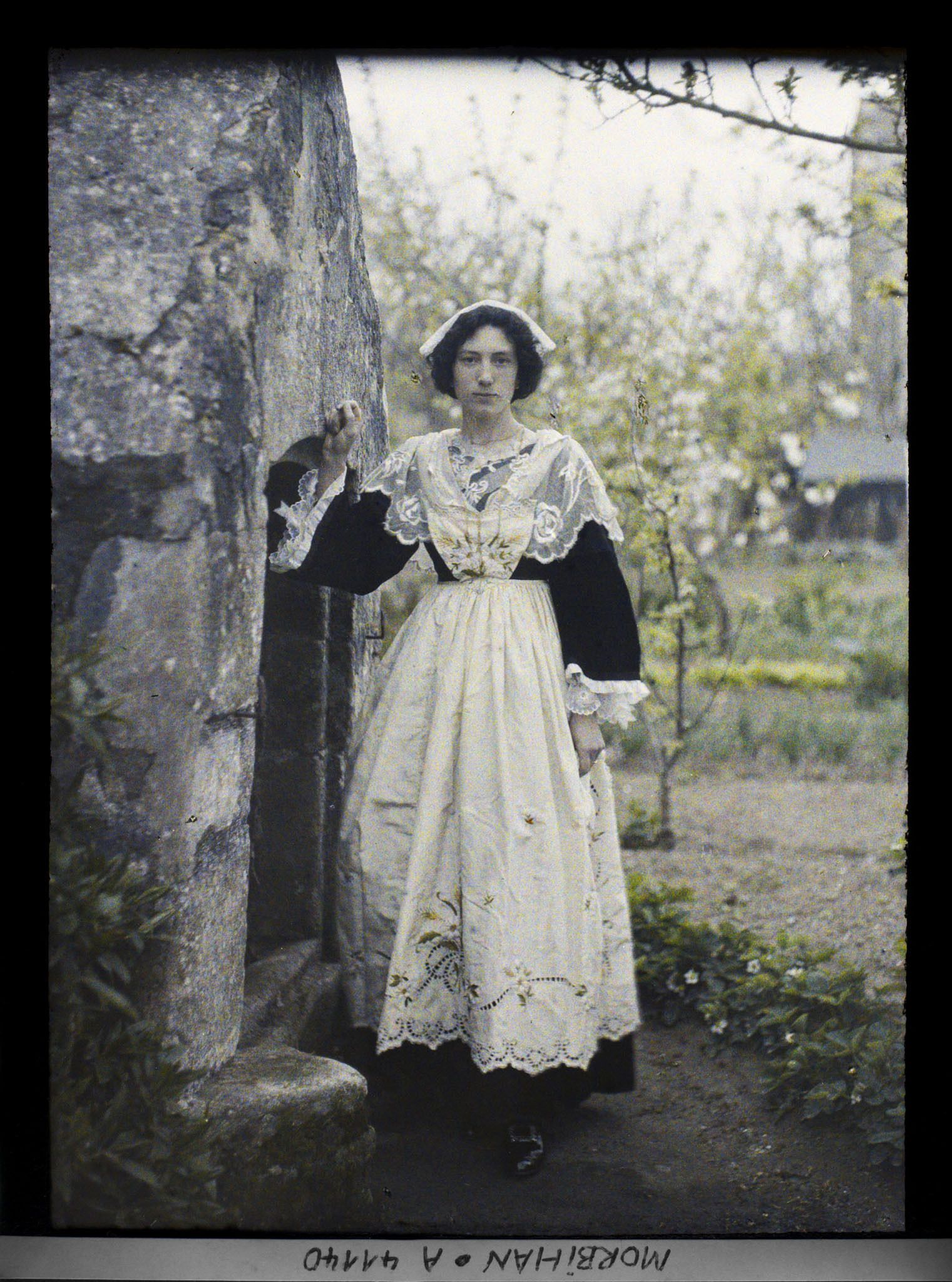 Image représentant Madame Caudal en costume d'Auray