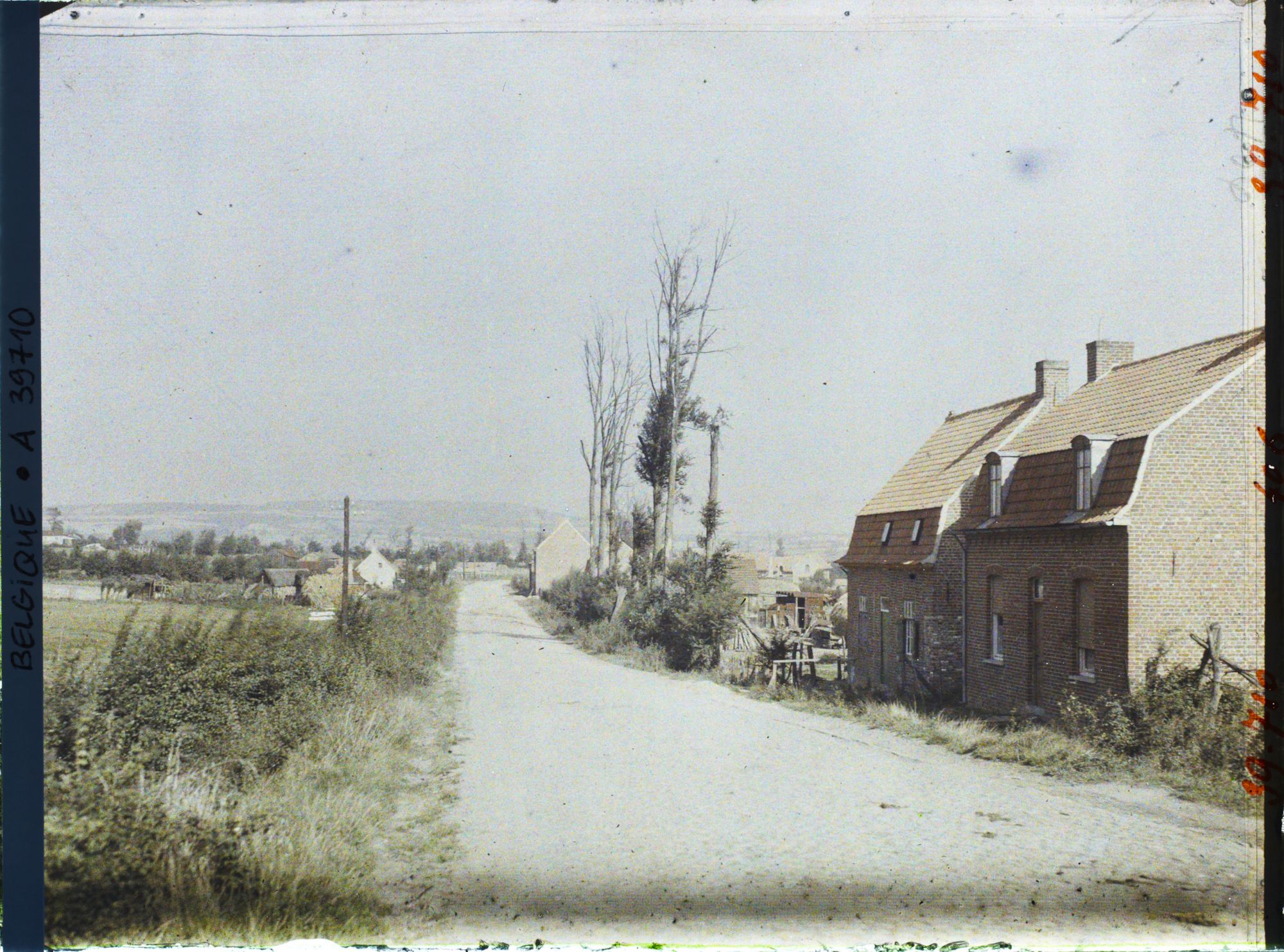 Image représentant Belgique, Neuve Eglise, Le Mont Kemmel vu de Neuve Eglise