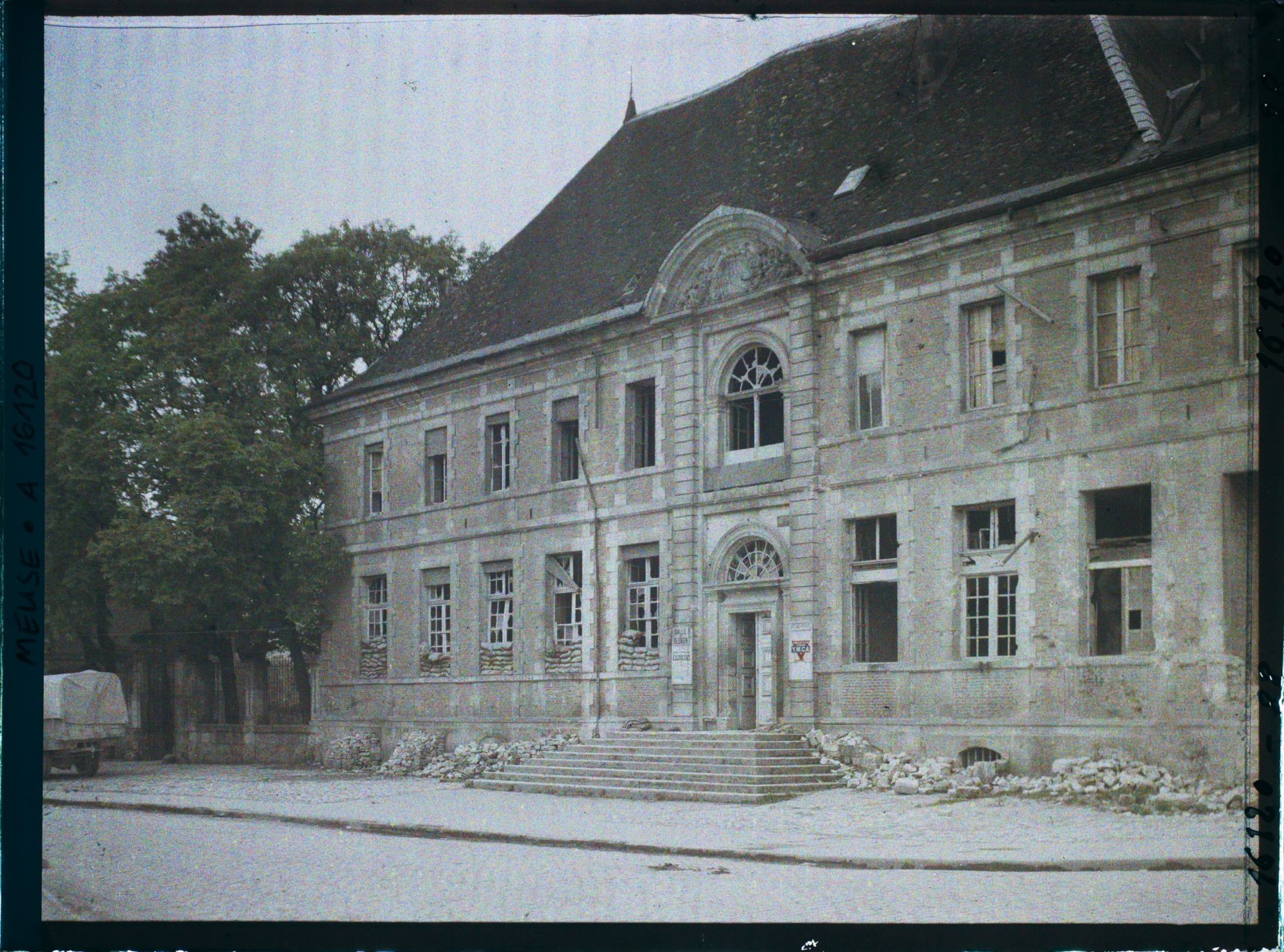 Image représentant France, Verdun, Le Palais de justice