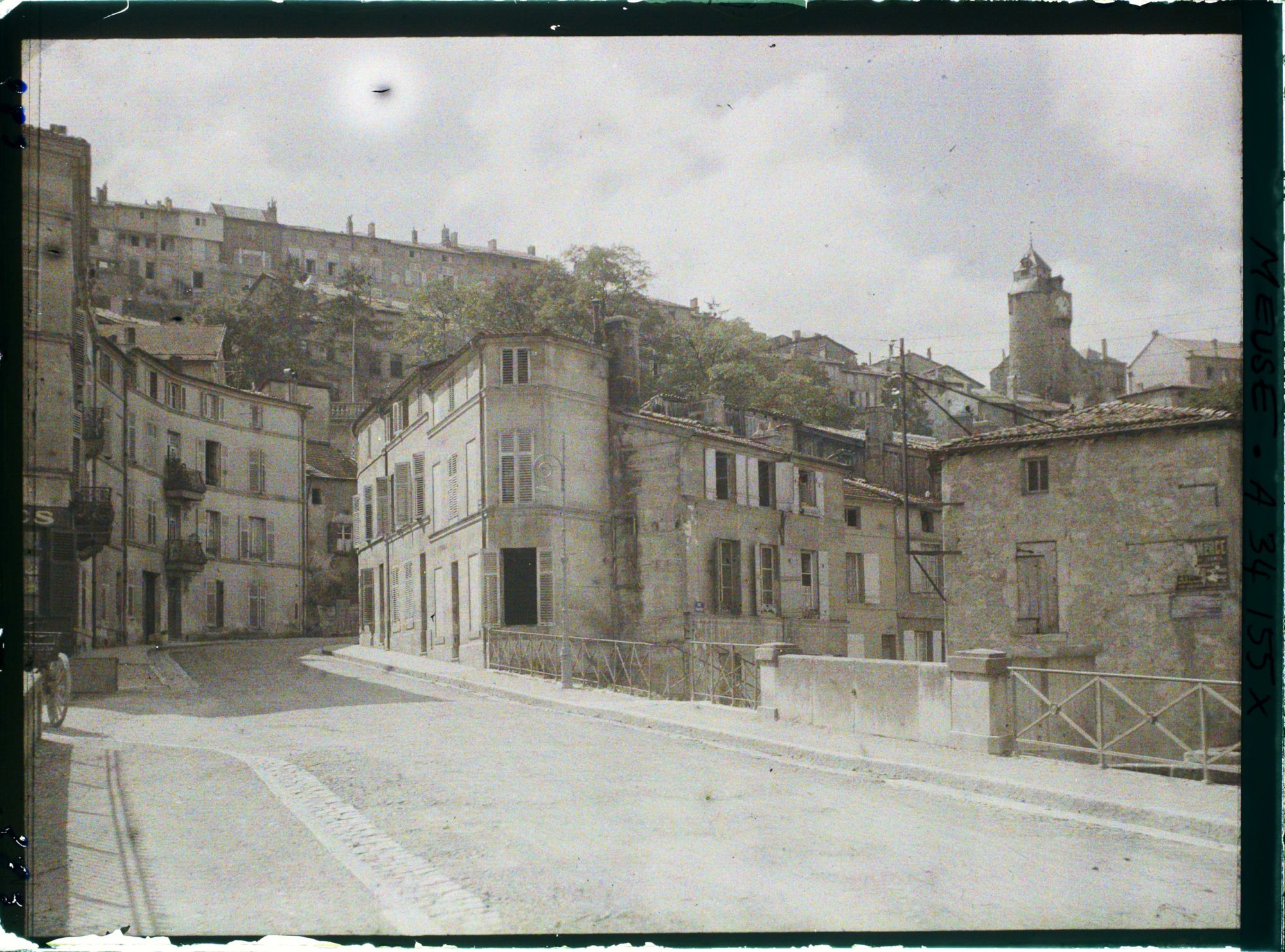 Image représentant France, Bar-le-Duc, La rue Lapique et la Ville Haute