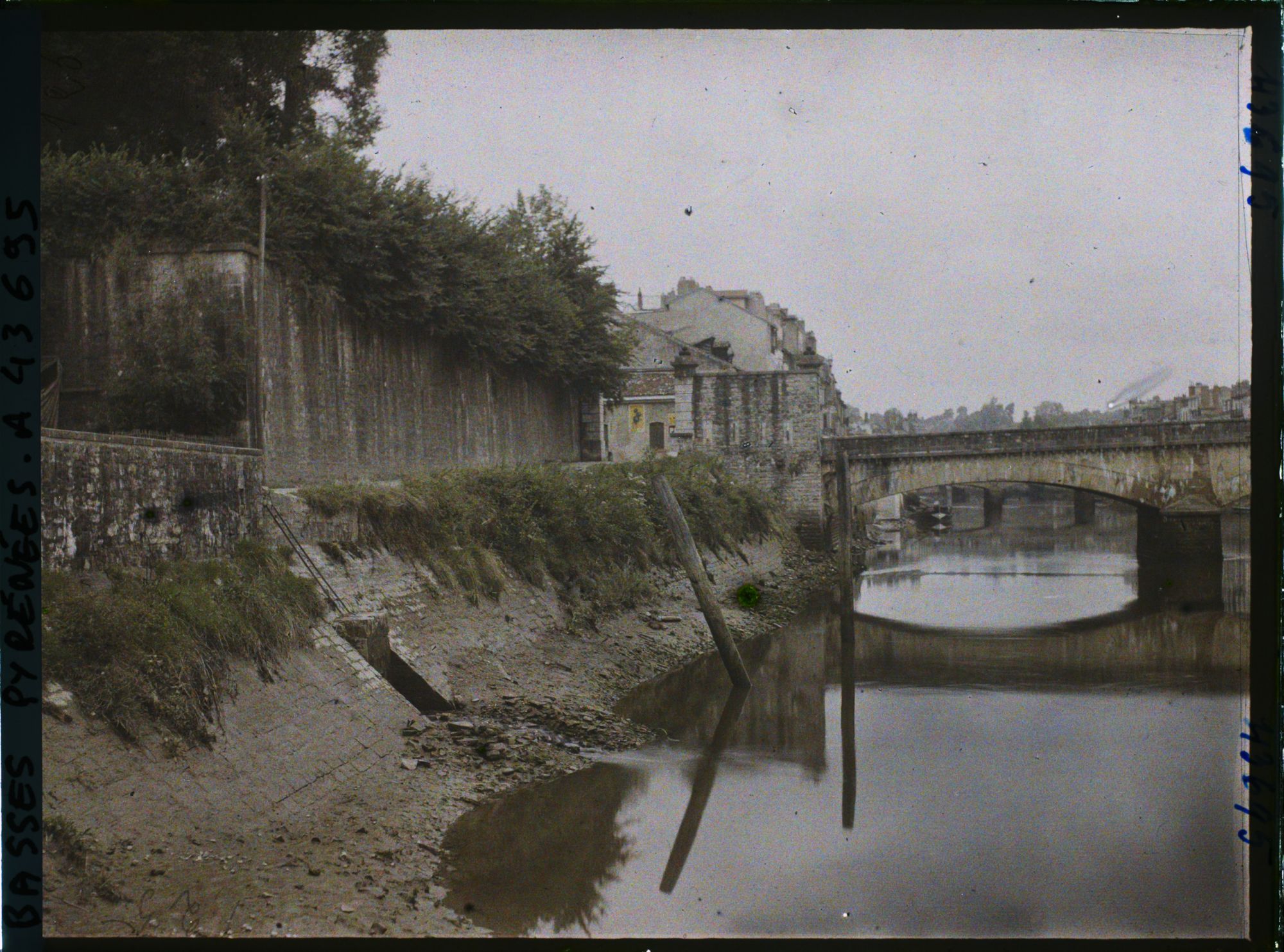 Image représentant France, Bayonne, Le Pont du Génie et la Porte d'Espagne