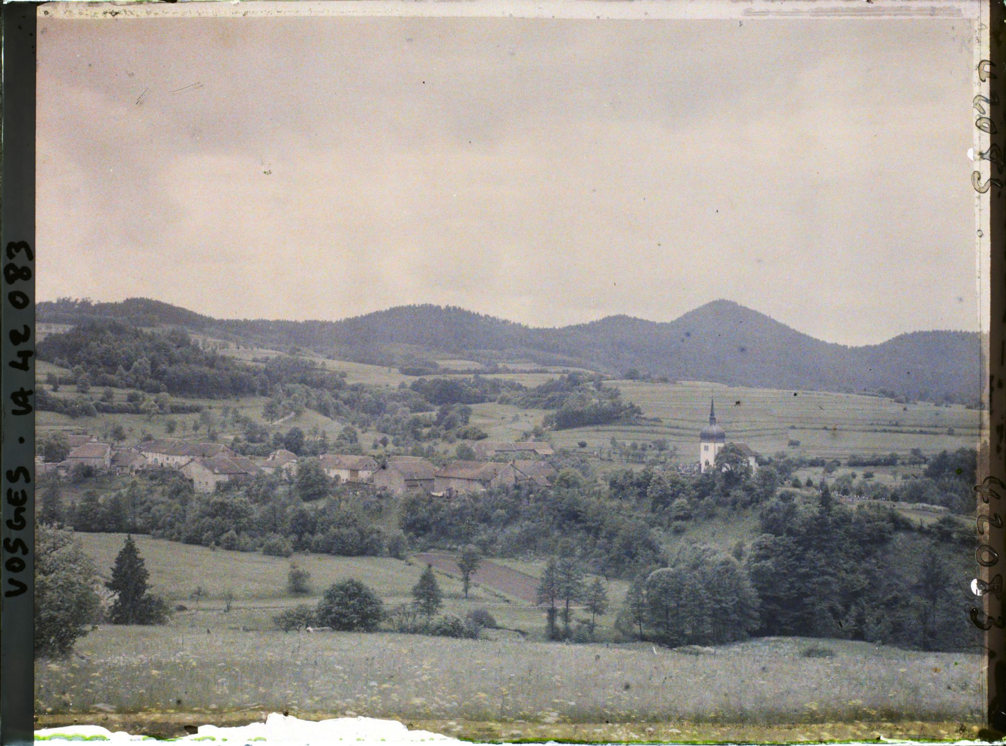 Image représentant France, St Jean d'Ormont, Vue Générale