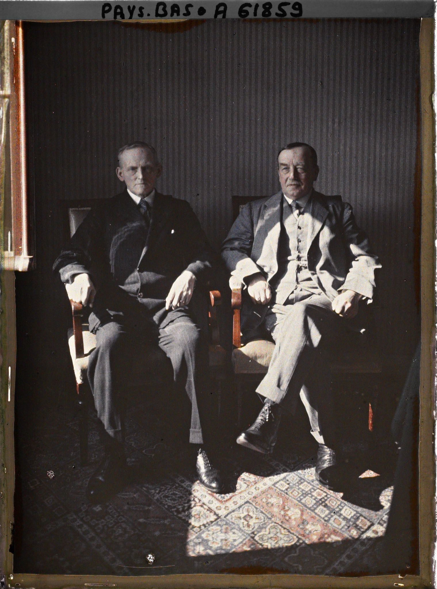 Image représentant MM. Snowden et Henderson