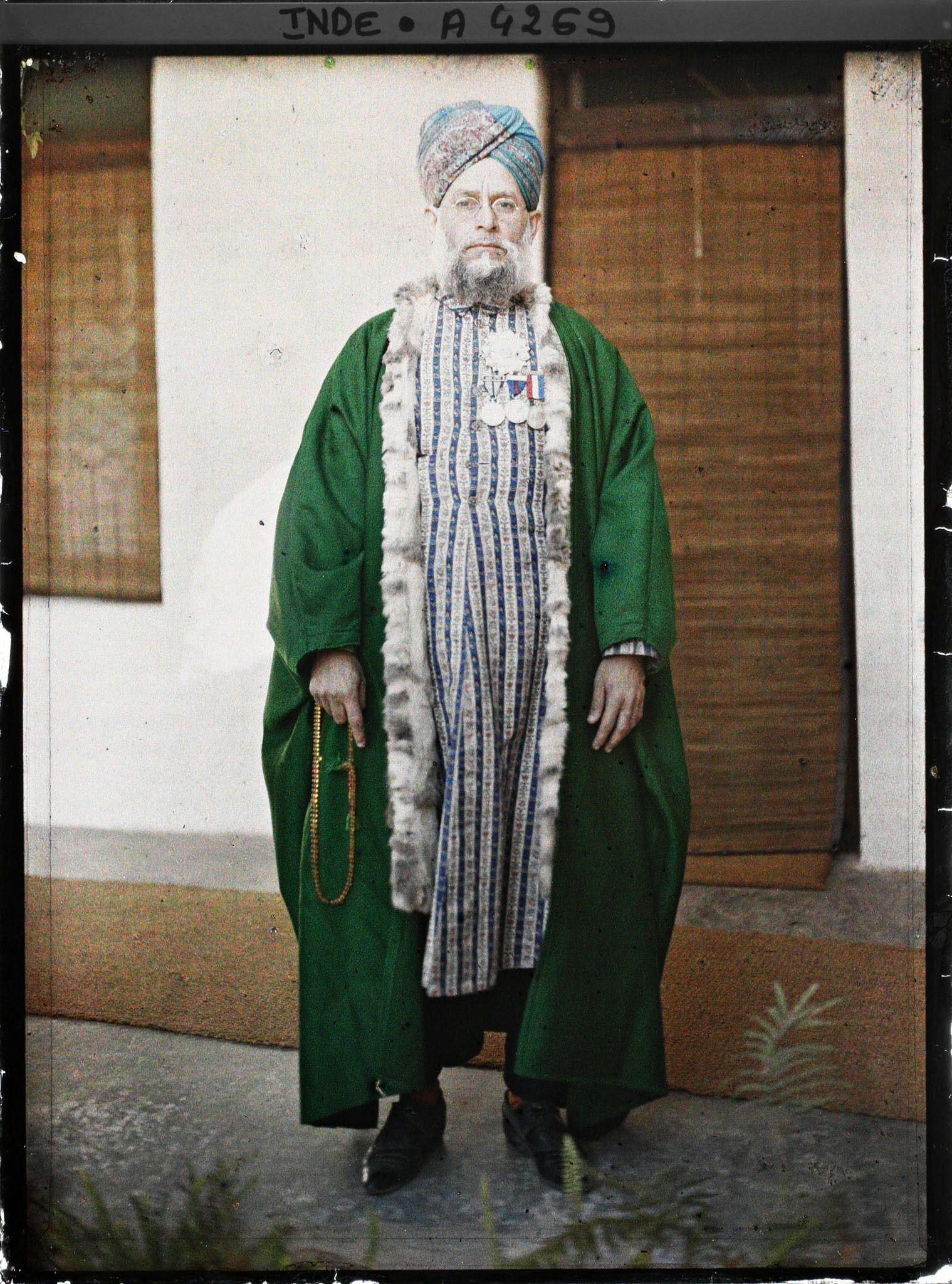 Image représentant Le grand prêtre musulman (sic) de Delhi, M. Maulvi Sayed Ahmad