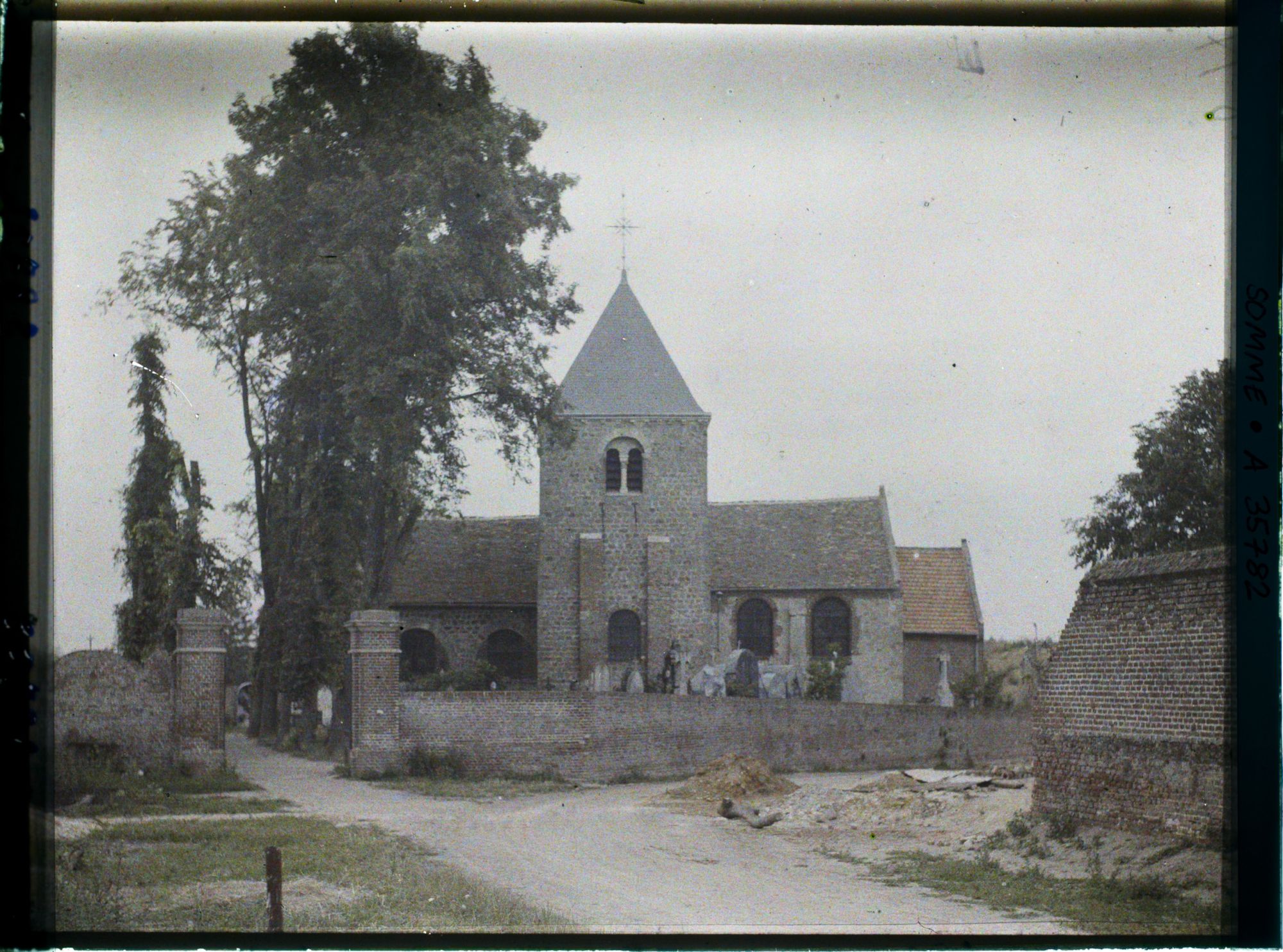 Image représentant France, Eppeville, L'Eglise