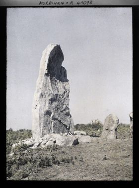 Image représentant Le grand menhir des cromlechs d'Er Lannic
