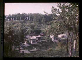 Image représentant France, La Chalade, Reconstructions dans la Vallée