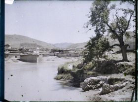Image représentant Le village et la rivière Khabur