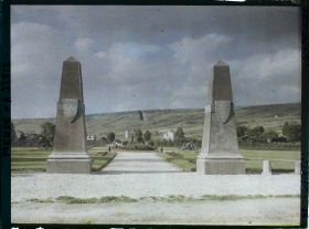 Image représentant France, Verdun, L'entrée du Cimetière du faubourg Pavé