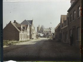 Image représentant Belgique, Zonnebeke, Une vue vers l'Eglise