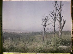 Image représentant France, Fort de Souville, Bois de Belleville vers les Casernes Marceau