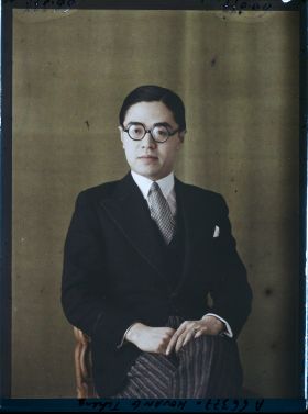 Image représentant https://musee-albert-kahn.s-museum.fr/home/NWQ2OTAwYzNmYjZlZTk1ZWQwODJmMjY4L2dlbmVyaWMtbm90aWNlLXRhYi9hdXRob3JpdHkvNjE3YTc5ZjVjZjhiODk2OGIzMzM3ZDIx/5d6900c3fb6ee95ed082f268/generic-notice-tab/authority/617a79eacf8b8968b33365b6 Monsieur Houang-Tcheng