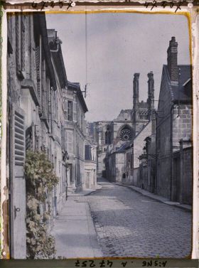Image représentant France, Soissons, Rue de l'Echelle du Temple Vers la Cathédrale