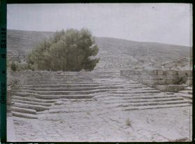 Image représentant Le théâtre dans l'aile nord-ouest du palais