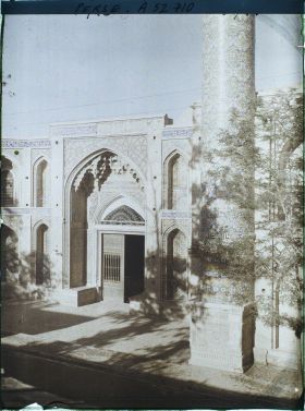 Image représentant La porte de la mosquée Sepahsalar (Madreseh e Motahari)