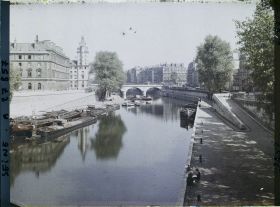 Image représentant La préfecture de police et pont Saint-Michel depuis le Pont-Neuf