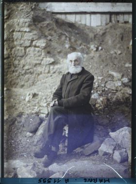 Image représentant Mr Danis (84 ans) refusant de quitter Reims depuis le début de la guerre