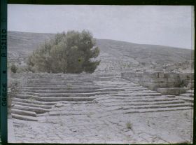 Image représentant Le théâtre dans l'aile nord-ouest du palais