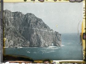 Image représentant Le cap Carbon, la roche percée et le phare