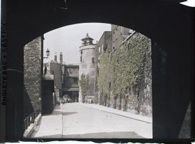 Image représentant Vues diverses de l'enceinte Sud de la Tour de Londres