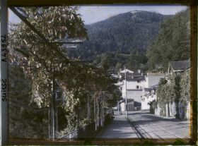 Image représentant La route de Veytaux avant le château de Chillon
