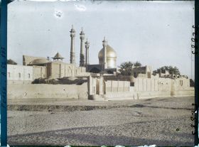 Image représentant Le sanctuaire de Fatima Masoumeh au crépuscule