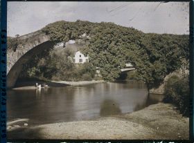 Image représentant France , St Etienne de Baigorry, La Pierre du Vieux Pont
