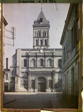 Image représentant La basilique Saint-Seurin, depuis l'actuelle 2 rue Georges Mandel