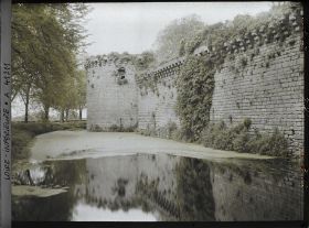 Image représentant Les remparts et la Tour de la Gaudinais