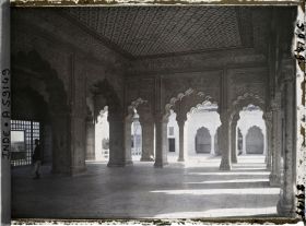 Image représentant Intérieur de la salle des audiences privées (Diwan-i-Khas) dans le fort Rouge (Lal Qila)