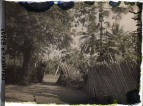 Image représentant L'entrée d'un enclos sacré