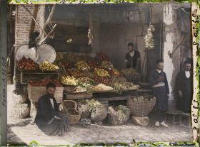 Image représentant Etal d'un marchand de fruits et légumes