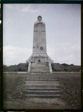 Image représentant Le monument ossuaire de la Haute-Chevauchée